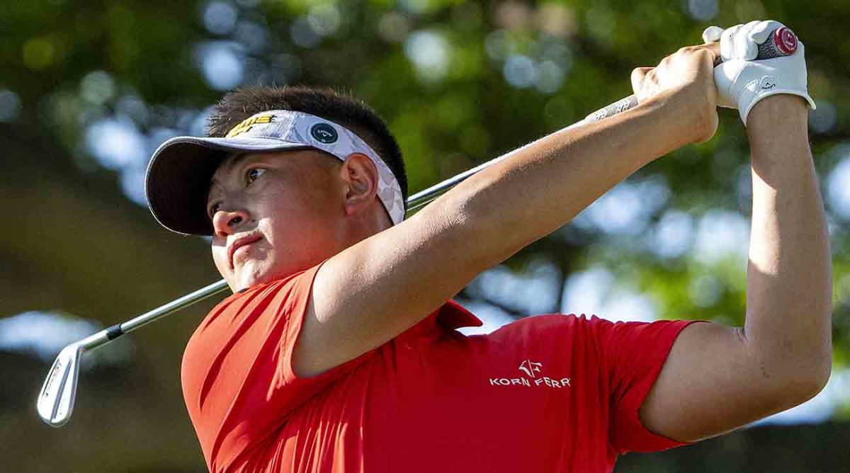 Carl Yuan hits his tee shot on the second hole during the final round of the 2024 Sony Open in Hawaii at Waialae Country Club.